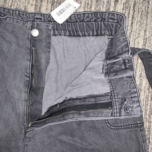 GB Gianni Bini Womens Size 11 Black Denim Shorts Tie Waste Patch Pockets NWT - Picture 2 of 9